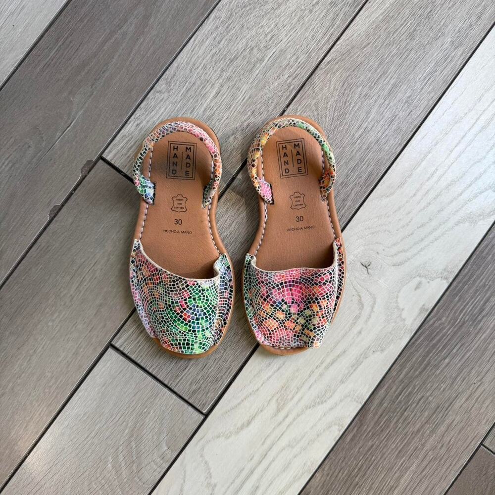 Handmade the brand colorful flat